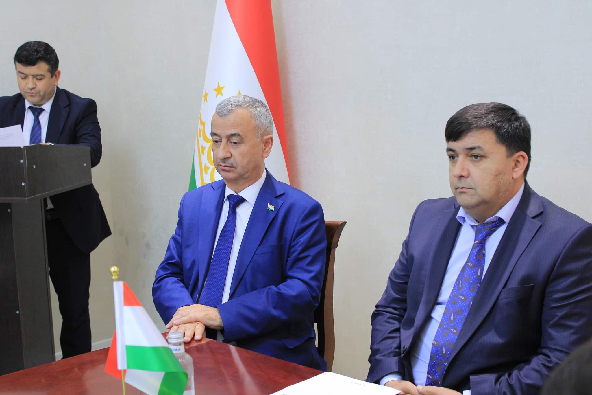 Омӯзиши идоравии Агентии хизмати давлатӣ дар мавзӯи Қонуни Ҷумҳурии Тоҷикистон «Дар бораи рамзҳои давлатии Ҷумҳурии Тоҷикистон».