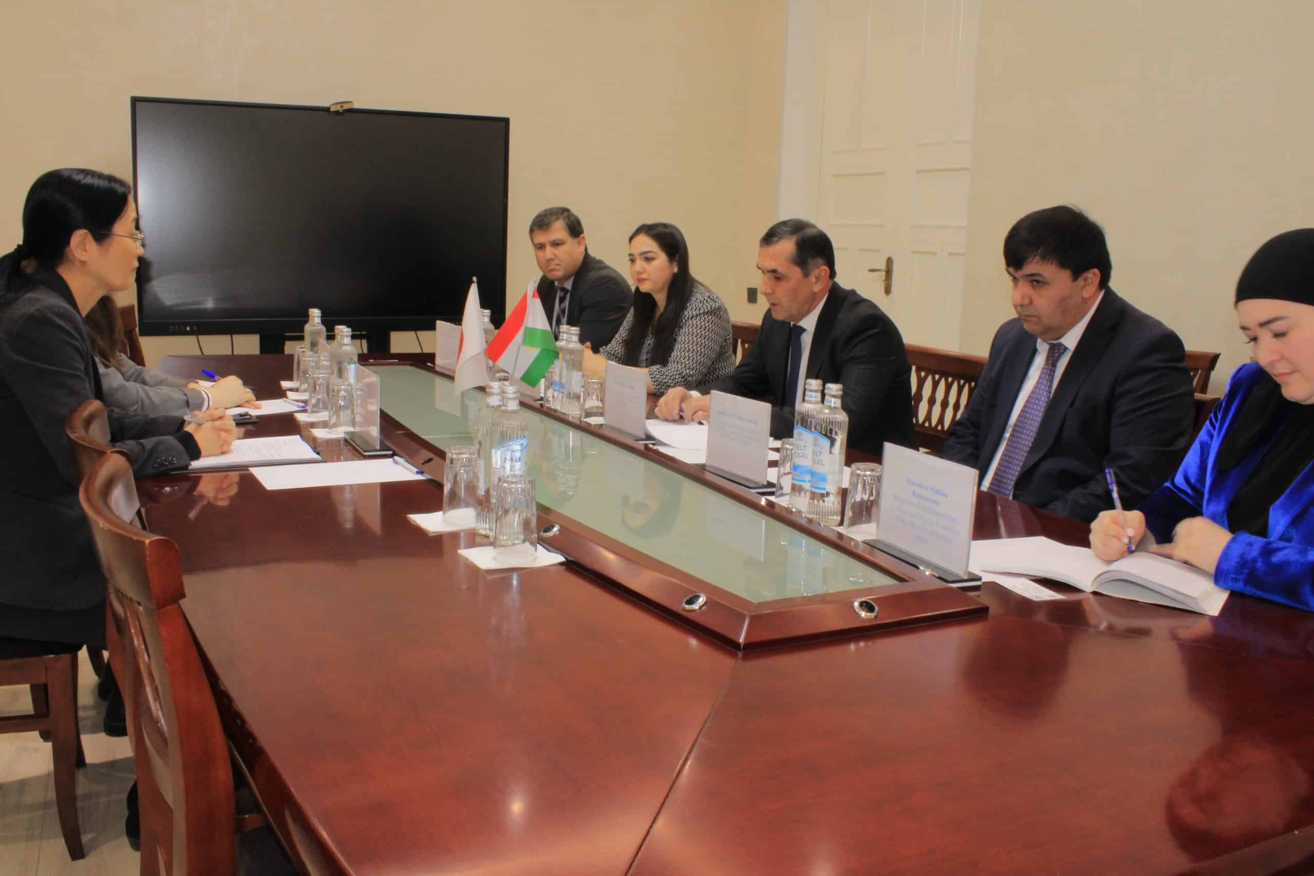 Вохӯрии директори Агентии хизмати давлатии назди Президенти Ҷумҳурии Тоҷикистон бо намояндаи Агентии ҳамкорҳои байналмилалии Ҷопон дар Тоҷикистон (JICA)